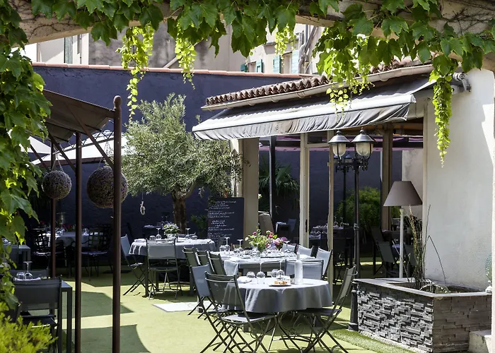 Logis Hôtel La Fenière
